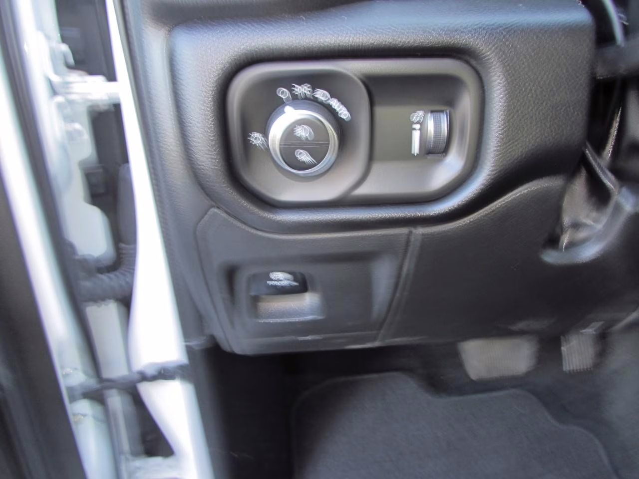 2023 Bright White Clearcoat Ram 1500 Big Horn/Lone Star 4X4 Truck