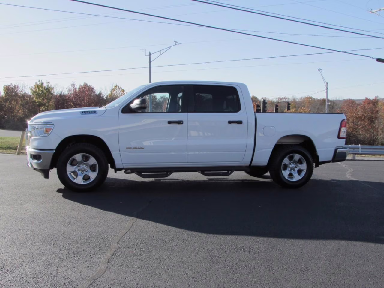 2023 Bright White Clearcoat Ram 1500 Big Horn/Lone Star 4X4 Truck