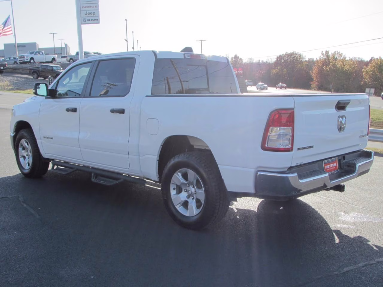 2023 Bright White Clearcoat Ram 1500 Big Horn/Lone Star 4X4 Truck