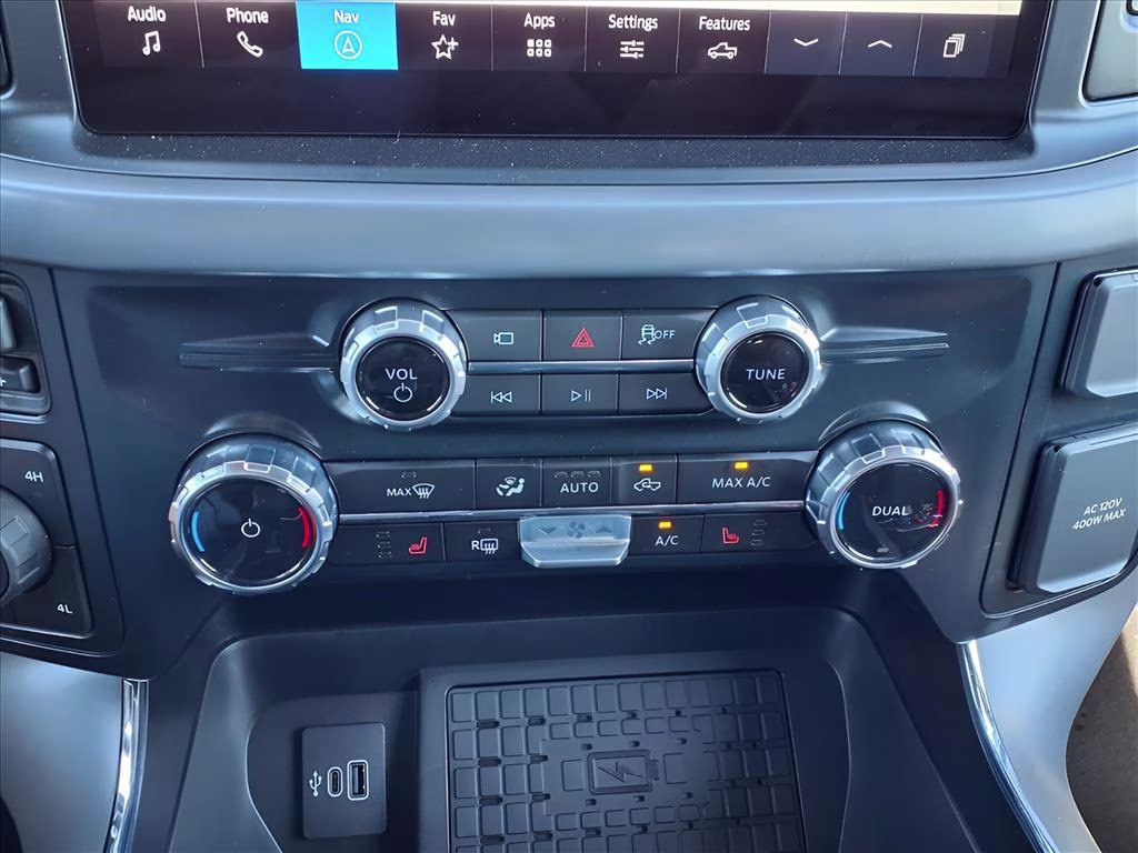 2025 Agate Black Metallic Ford F-150 XLT 4X4 Truck