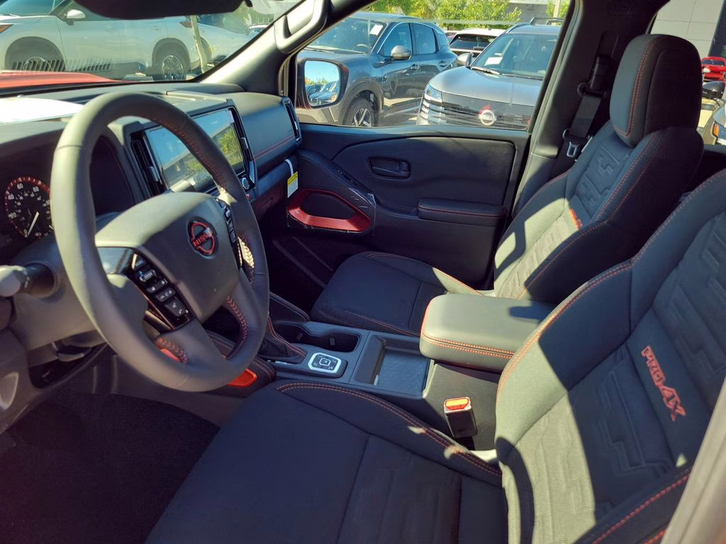 2026 Boulder Gray Pearl Nissan Frontier PRO-4X 4X4 Truck
