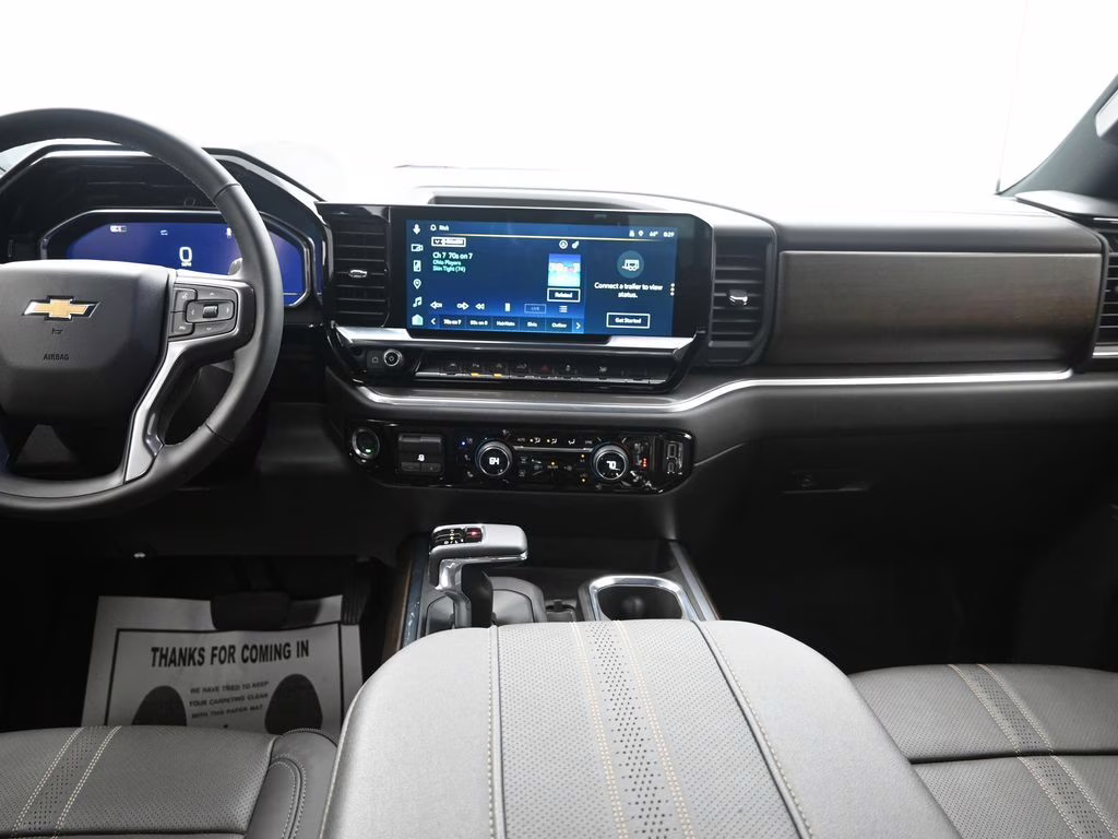 2025 Sterling Gray Metallic Chevrolet Silverado 1500 High Country 4X4 Truck