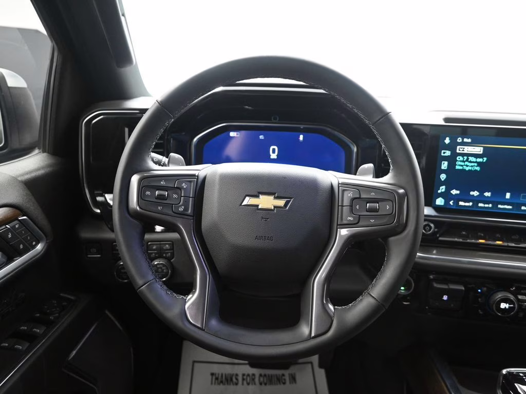 2025 Sterling Gray Metallic Chevrolet Silverado 1500 High Country 4X4 Truck