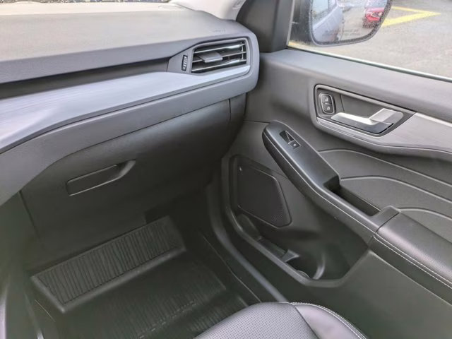 2025 Black Metallic Ford Escape Platinum AWD SUV