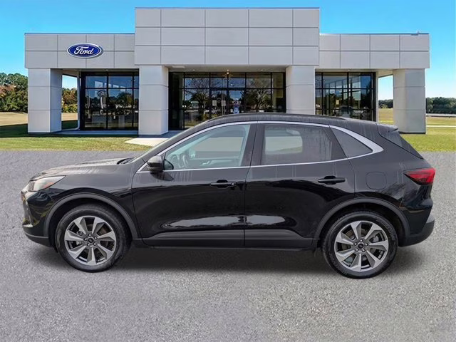 2025 Black Metallic Ford Escape Platinum AWD SUV