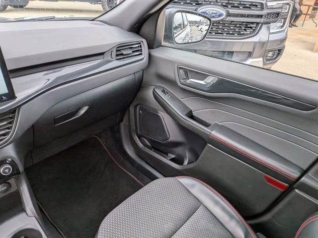 2023 Silver Metallic Ford Escape ST-Line AWD SUV