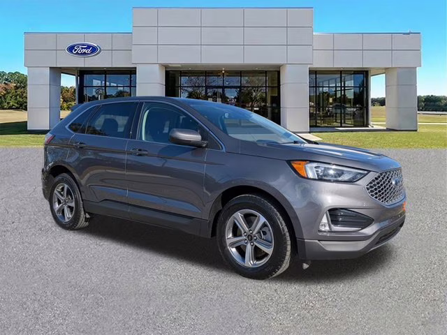 2023 Gray Metallic Ford Edge SEL AWD SUV