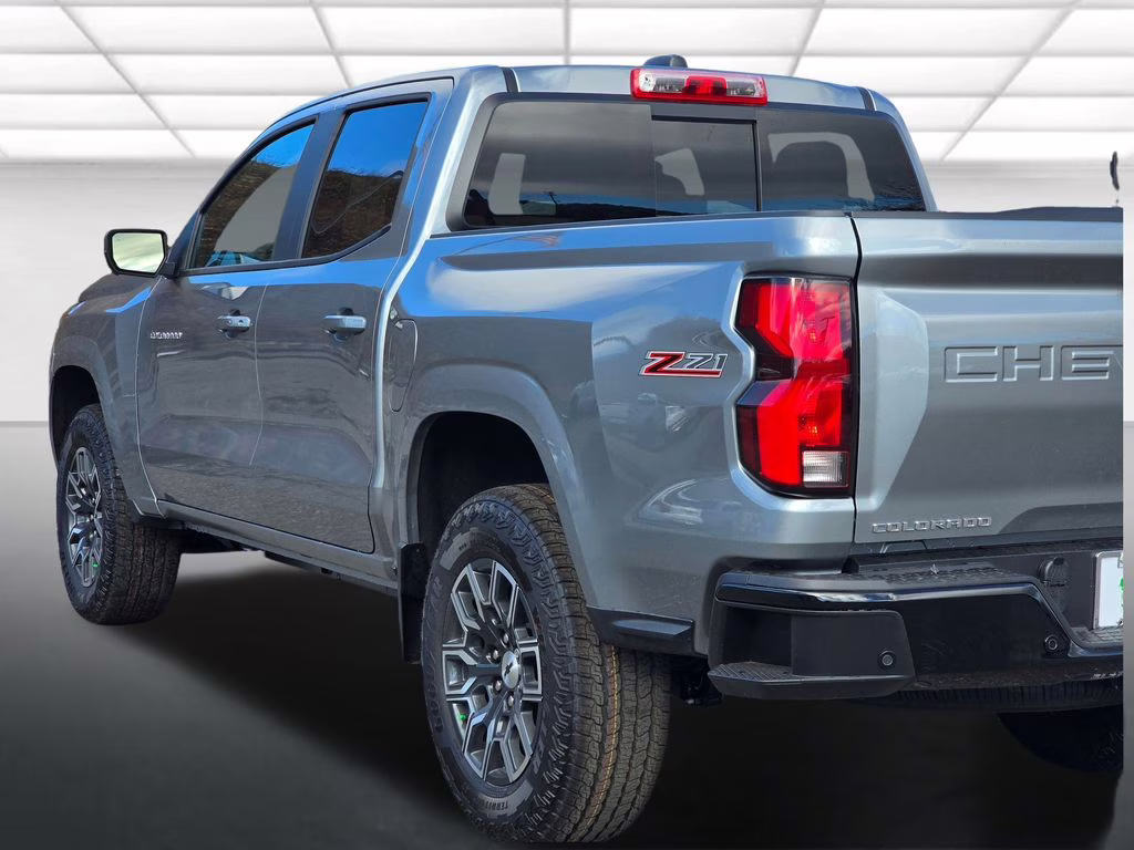 2026 Sterling Gray Metallic Chevrolet Colorado Z71 4X4 Truck