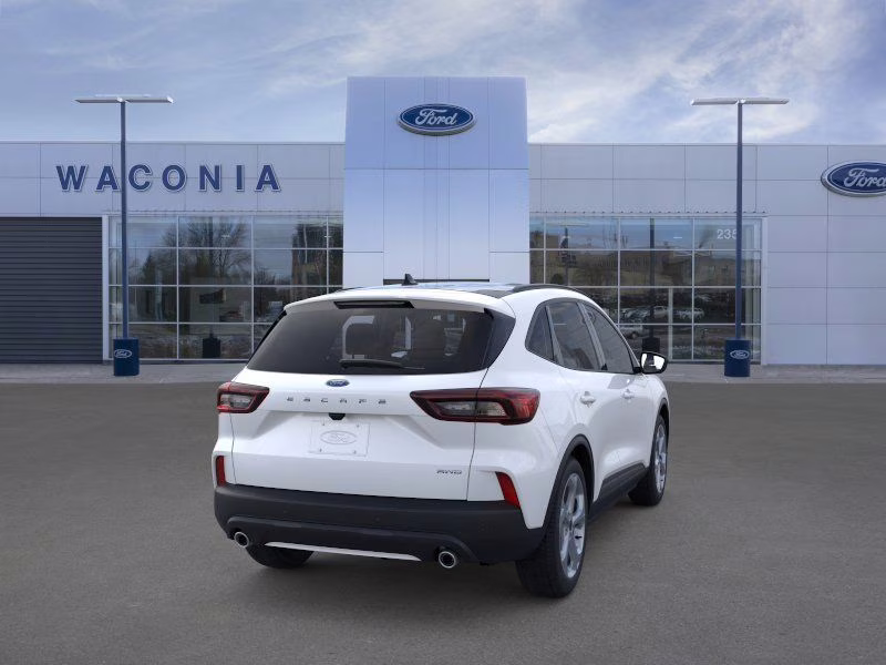 2025 Star White Metallic Tri-Coat Ford Escape ST-Line AWD SUV