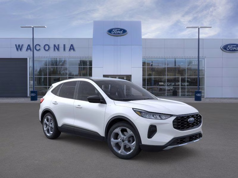 2025 Star White Metallic Tri-Coat Ford Escape ST-Line AWD SUV
