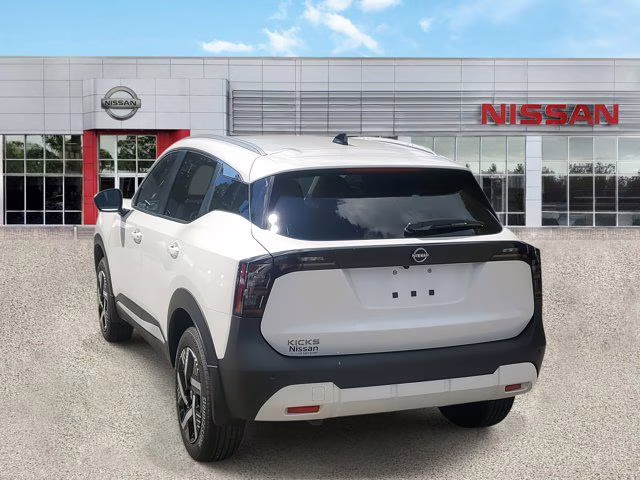 2026 Aspen White Tricoat Nissan Kicks SV FWD SUV