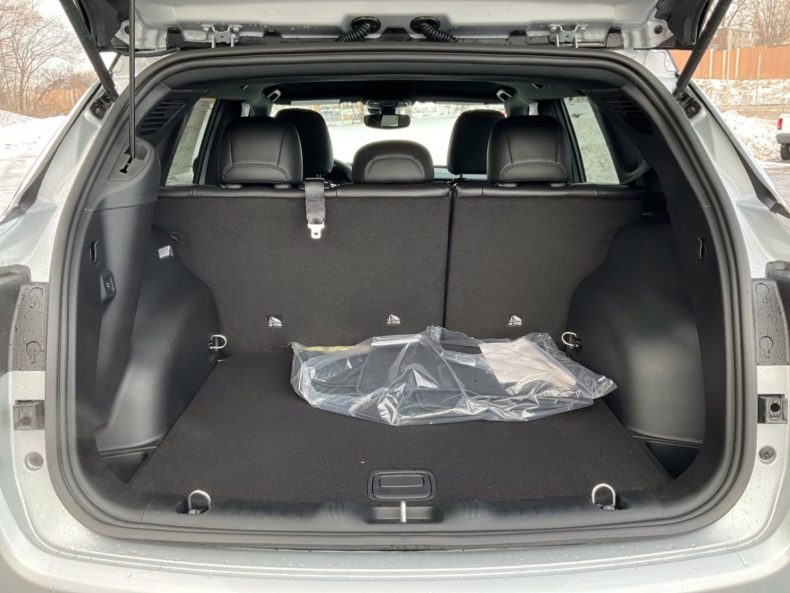 2026 Silver Zynith Metallic Clearcoat Jeep Compass Limited 4X4 SUV