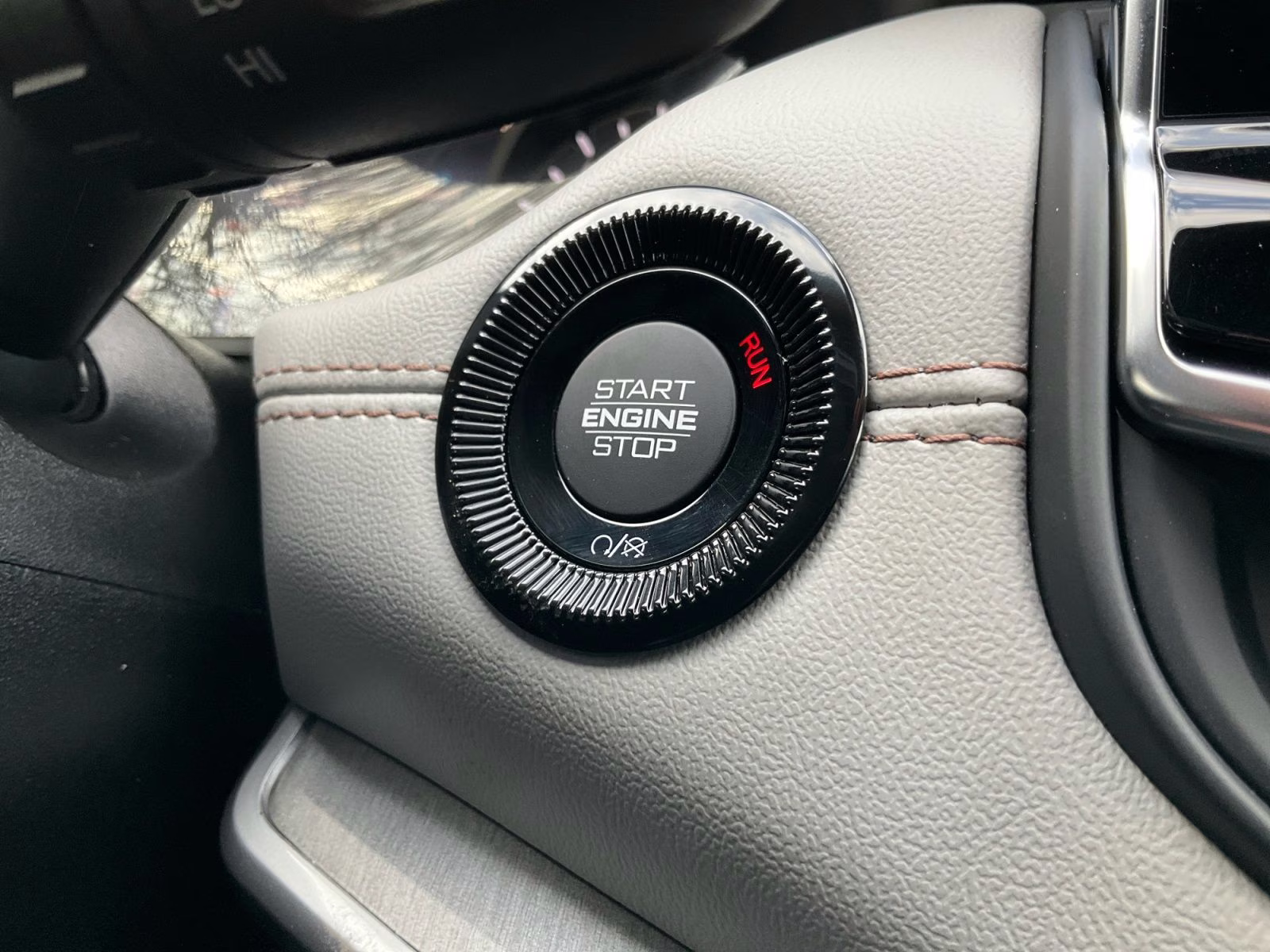 2026 Silver Zynith Metallic Clearcoat Jeep Compass Limited 4X4 SUV