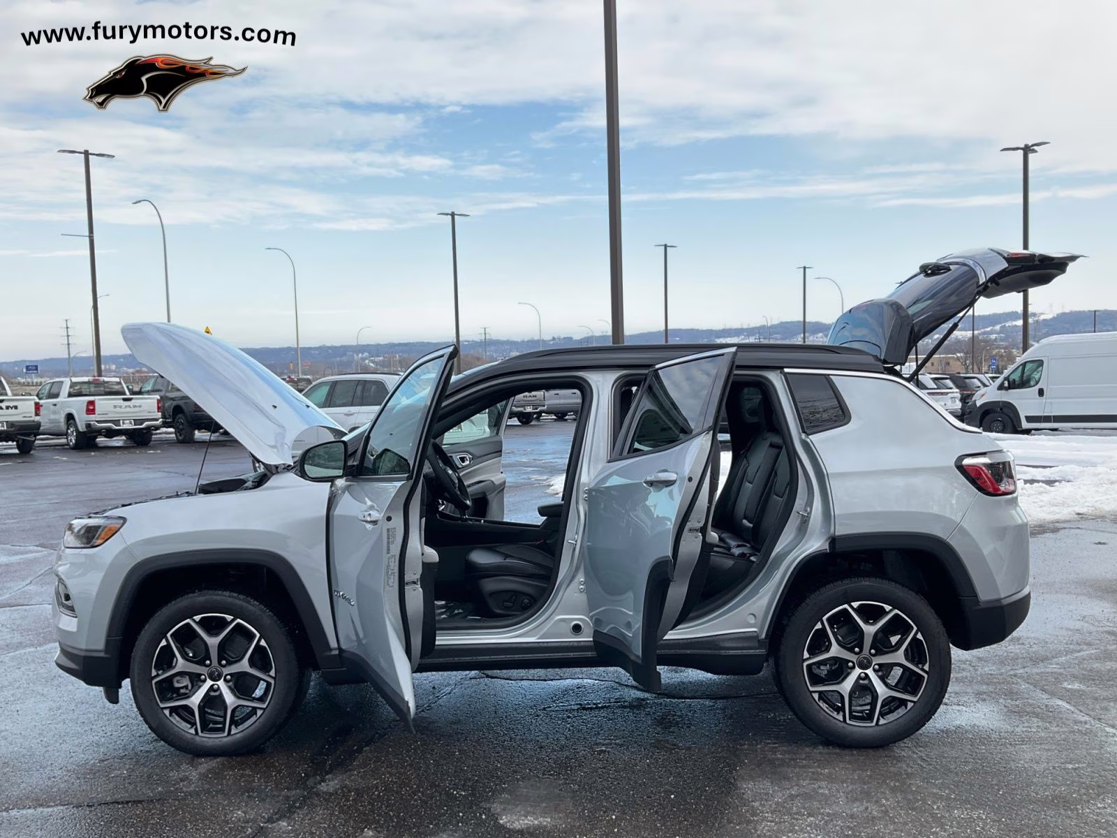 2026 Silver Zynith Metallic Clearcoat Jeep Compass Limited 4X4 SUV