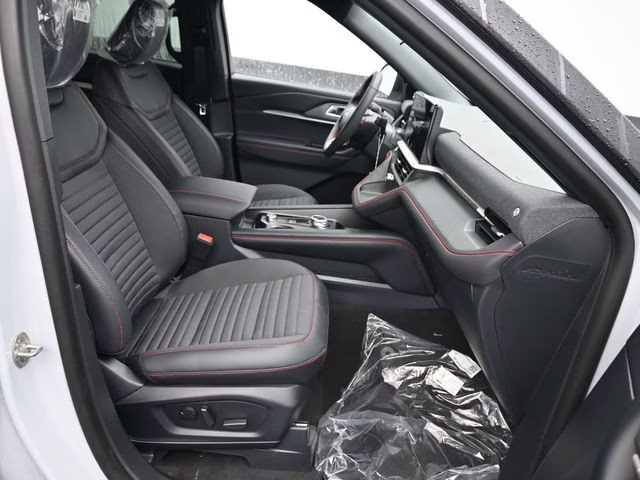 2026 Space White Metallic Ford Explorer ST-Line 4X4 SUV