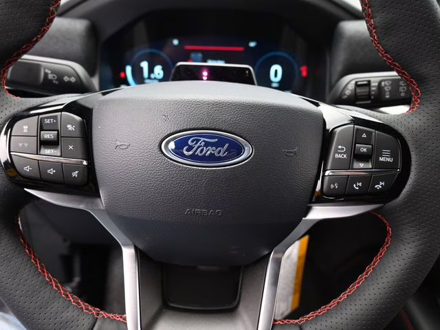 2026 Space White Metallic Ford Explorer ST-Line 4X4 SUV