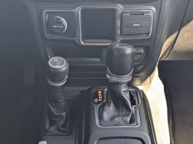 2021 Granite Crystal Metallic Clearcoat Jeep Wrangler Unlimited Willys 4X4 SUV