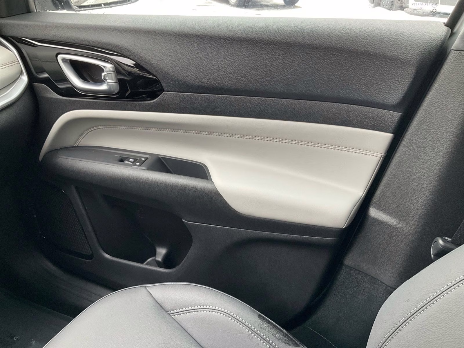 2026 Silver Zynith Metallic Clearcoat Jeep Compass Limited 4X4 SUV