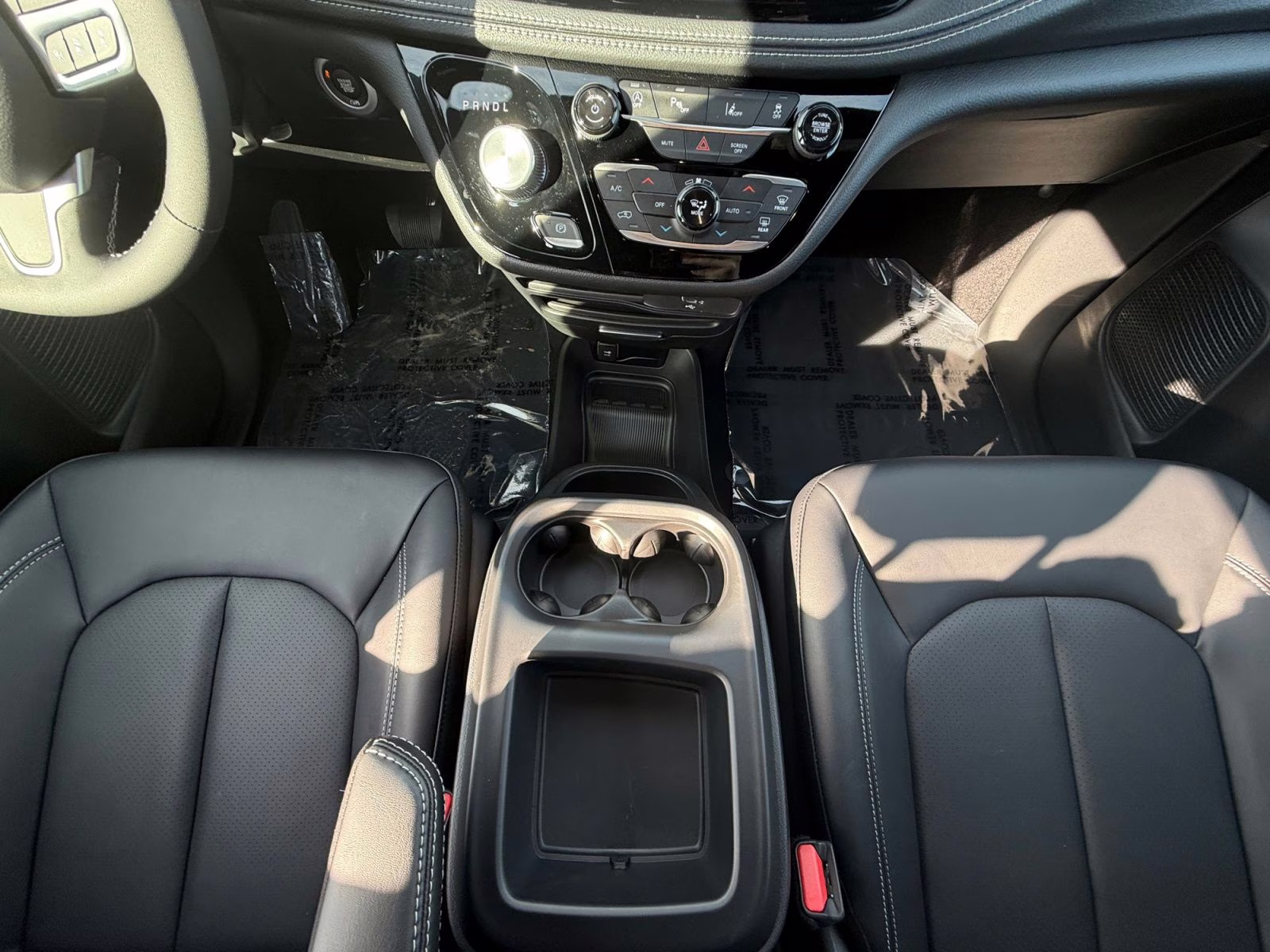 2026 Diamond Black Crystal Pearlcoat Chrysler Pacifica Select AWD Van