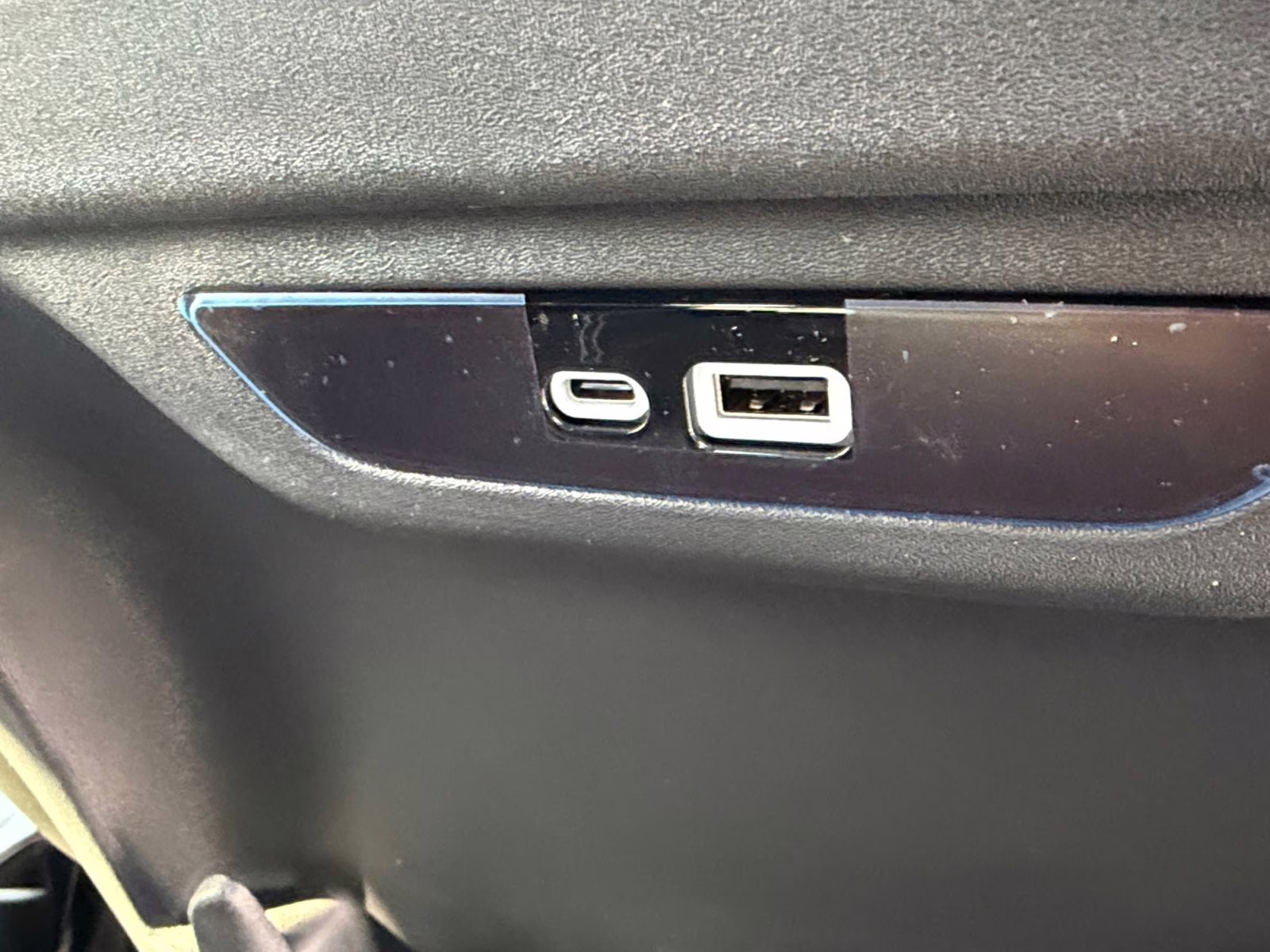 2026 Diamond Black Crystal Pearlcoat Chrysler Pacifica Select AWD Van