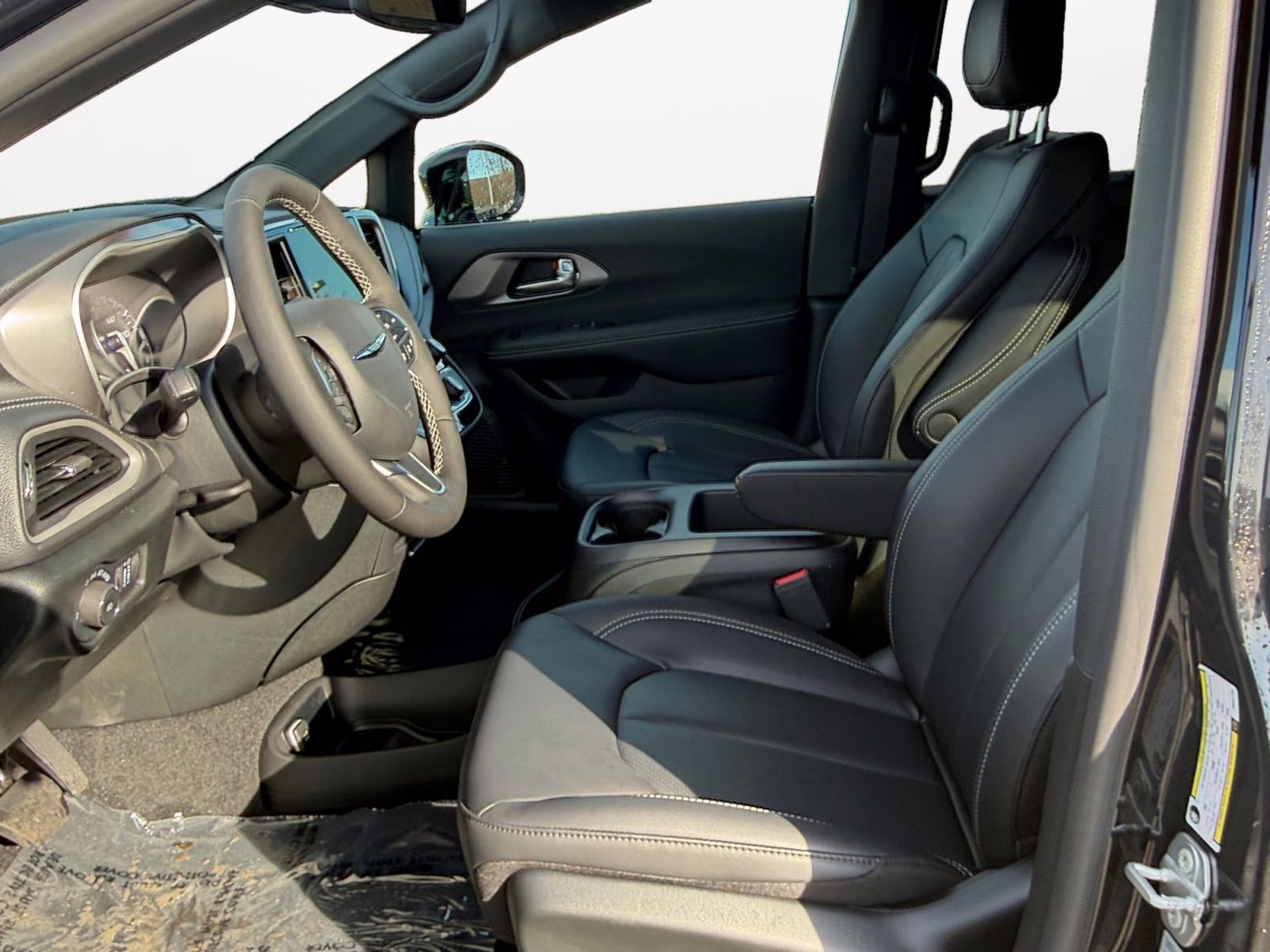 2026 Diamond Black Crystal Pearlcoat Chrysler Pacifica Select AWD Van