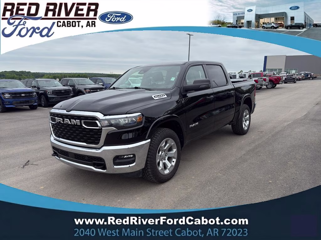 2025 Diamond Black Crystal Pearlcoat Ram 1500 Big Horn 4X4 Truck