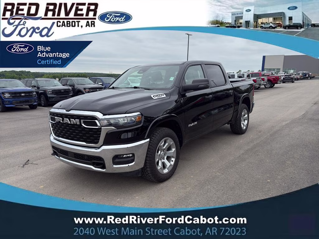 2025 Diamond Black Crystal Pearlcoat Ram 1500 Big Horn 4X4 Truck