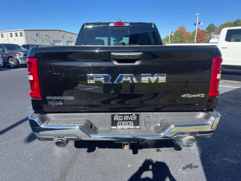 2025 Diamond Black Crystal Pearlcoat Ram 1500 Big Horn 4X4 Truck