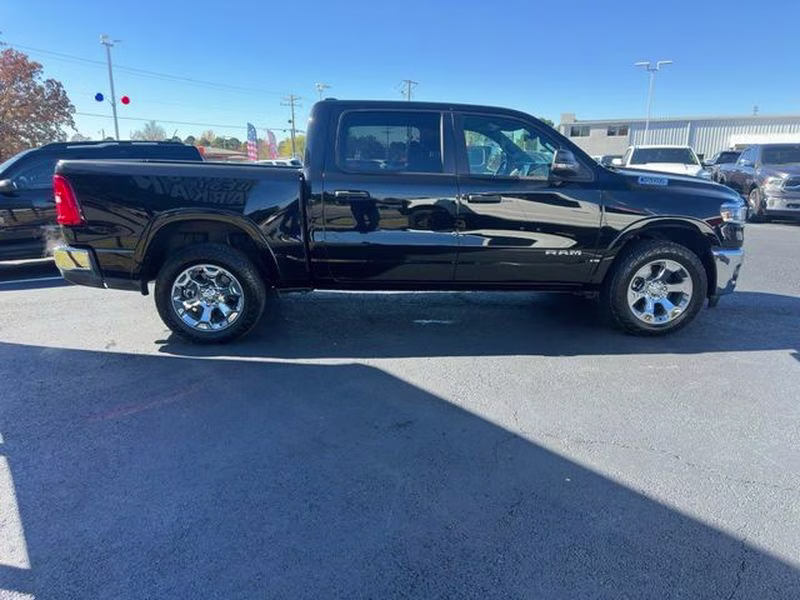 2025 Diamond Black Crystal Pearlcoat Ram 1500 Big Horn 4X4 Truck