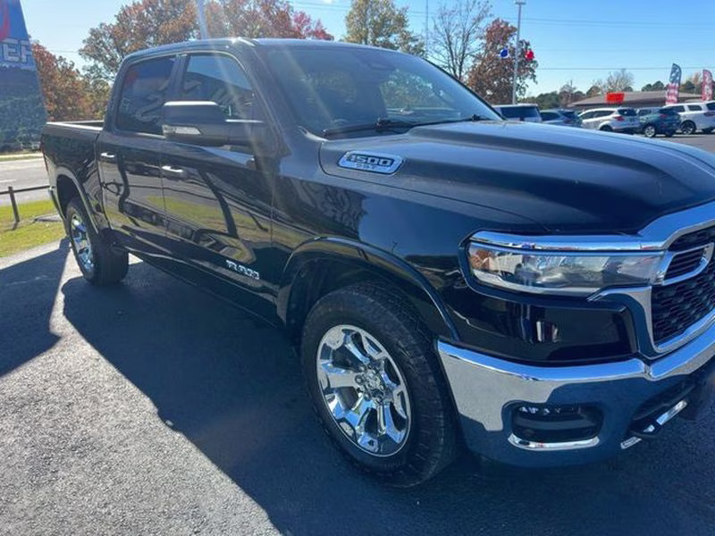 2025 Diamond Black Crystal Pearlcoat Ram 1500 Big Horn 4X4 Truck