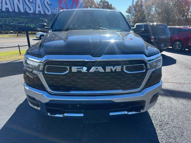 2025 Diamond Black Crystal Pearlcoat Ram 1500 Big Horn 4X4 Truck
