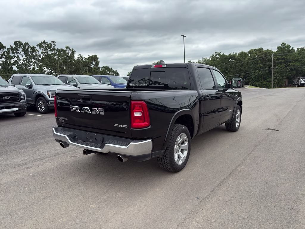 2025 Diamond Black Crystal Pearlcoat Ram 1500 Big Horn 4X4 Truck