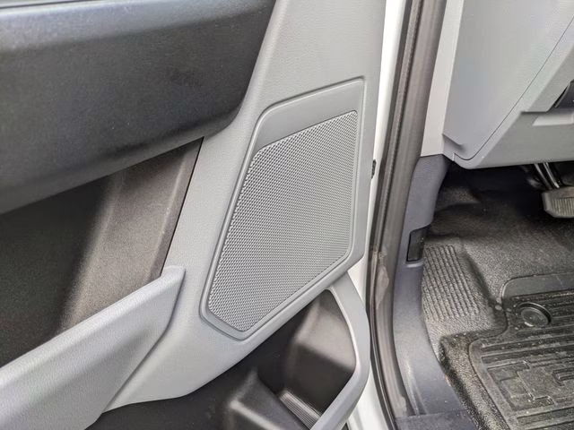 2026 Oxford White Ford Super Duty F-250 SRW XL 4X4 Truck