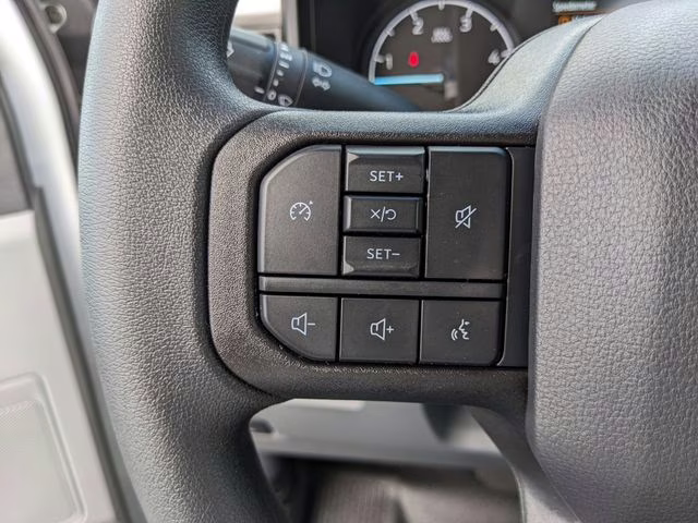 2026 Oxford White Ford Super Duty F-250 SRW XL 4X4 Truck