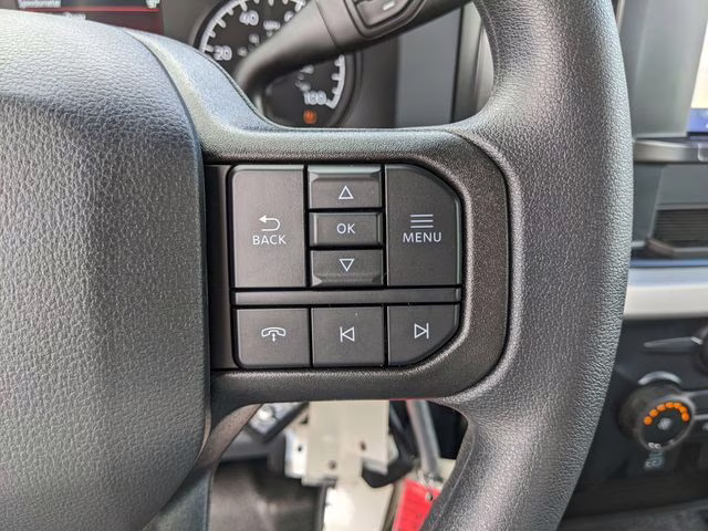 2026 Oxford White Ford Super Duty F-250 SRW XL 4X4 Truck