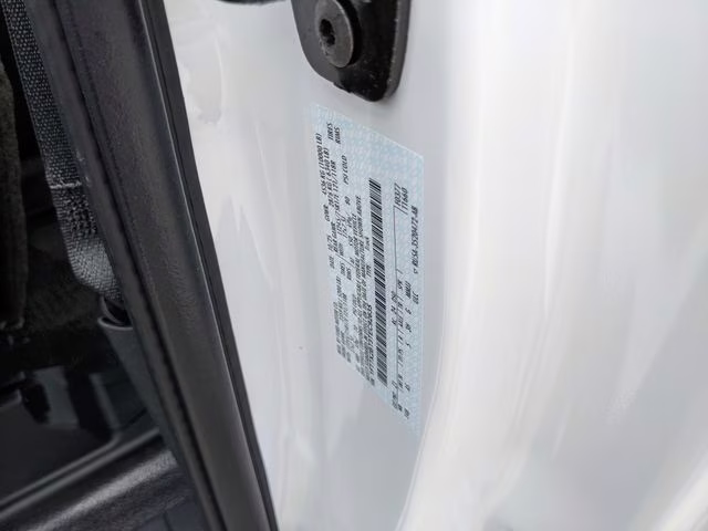 2026 Oxford White Ford Super Duty F-250 SRW XL 4X4 Truck