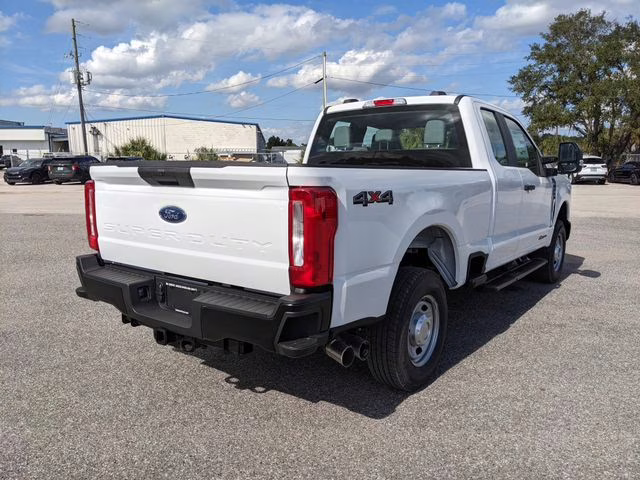 2026 Oxford White Ford Super Duty F-250 SRW XL 4X4 Truck