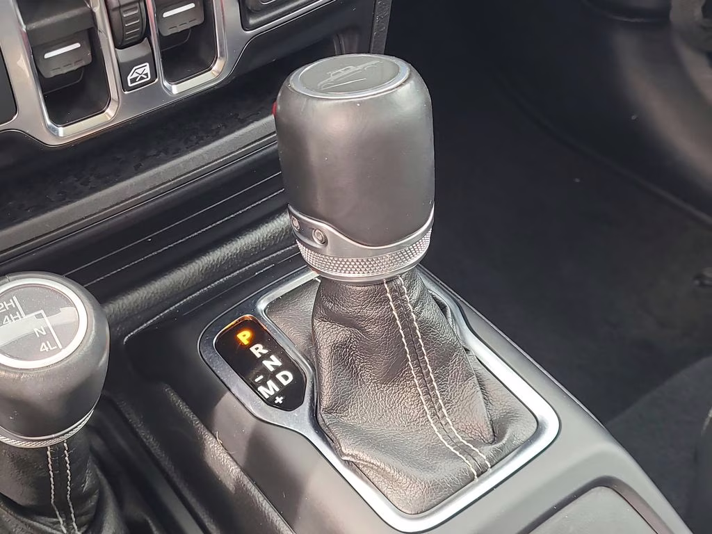 2022 Sarge Green Clearcoat Jeep Gladiator Overland 4X4 Truck