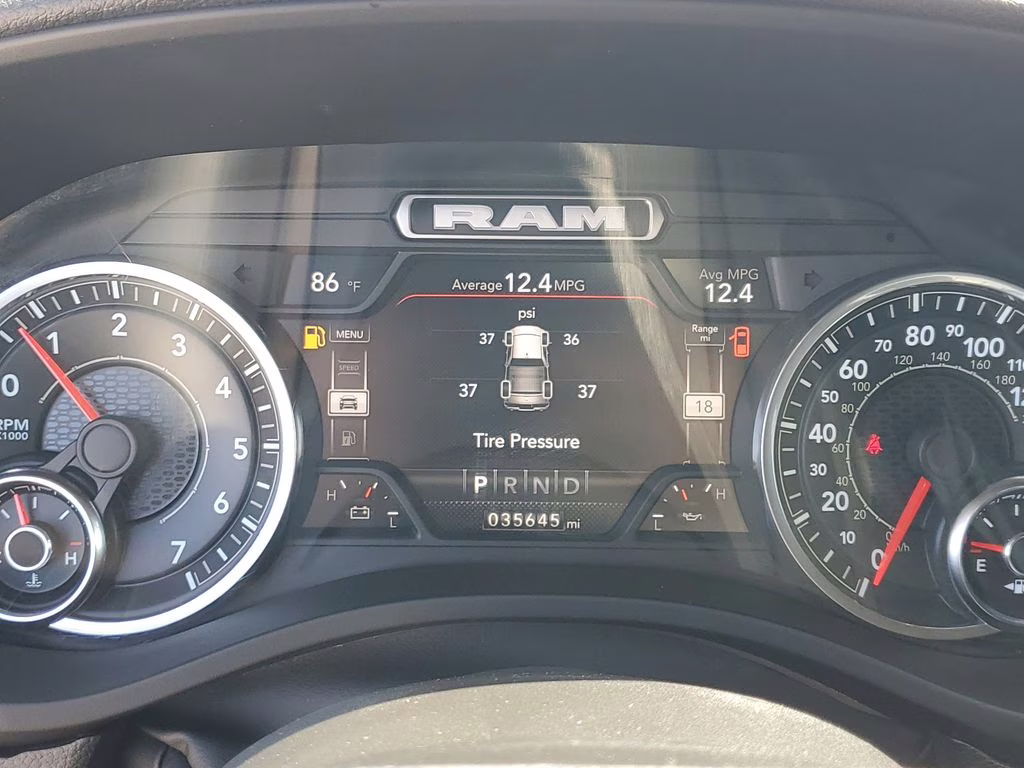 2022 Bright White Clearcoat Ram 1500 Laramie 4X4 Truck