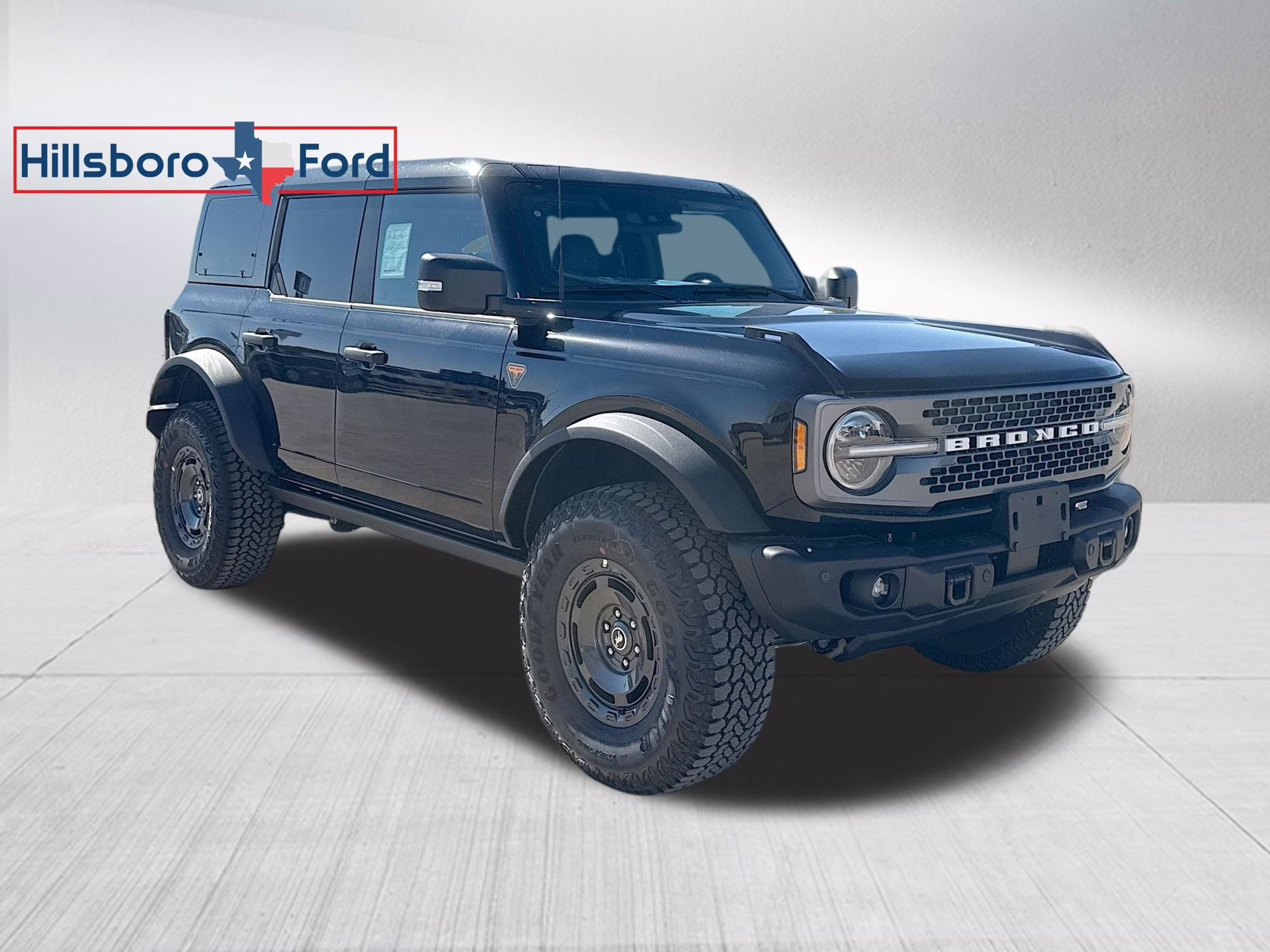 2025 Shadow Black Ford Bronco Badlands 4X4 SUV