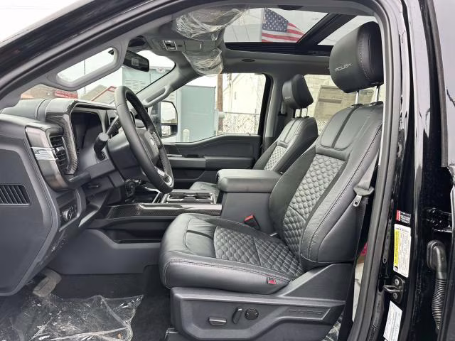 2026 Agate Black Metallic Ford Super Duty F-250 SRW LARIAT 4WD Crew Cab 6.75' Box 4X4 Truck