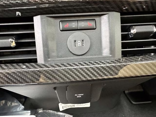 2026 Agate Black Metallic Ford Super Duty F-250 SRW LARIAT 4WD Crew Cab 6.75' Box 4X4 Truck