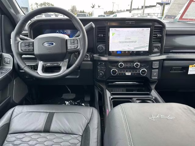 2026 Agate Black Metallic Ford Super Duty F-250 SRW LARIAT 4WD Crew Cab 6.75' Box 4X4 Truck