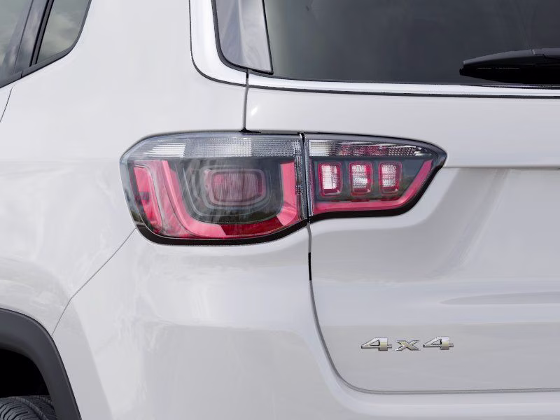 2026 Bright White Clearcoat Jeep Compass Limited 4X4 SUV