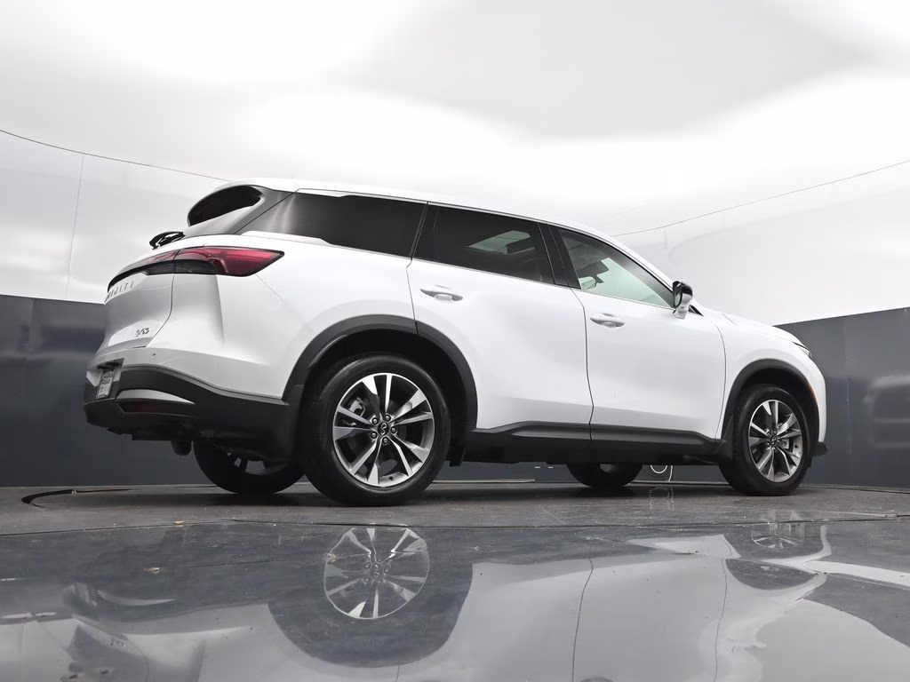 2026 White INFINITI QX60 PURE FWD SUV