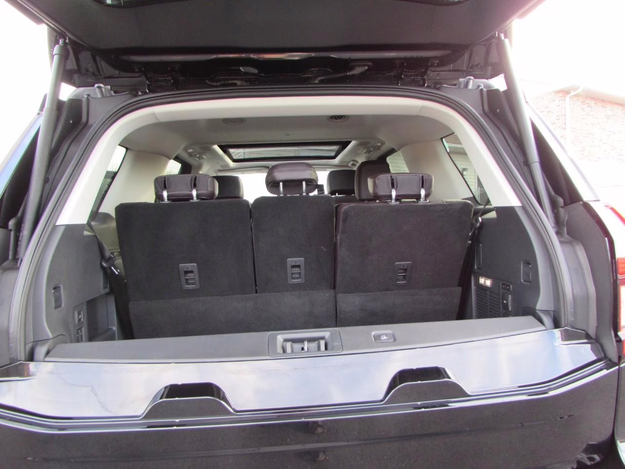 2025 Agate Black Metallic Ford Expedition Platinum 4X4 SUV