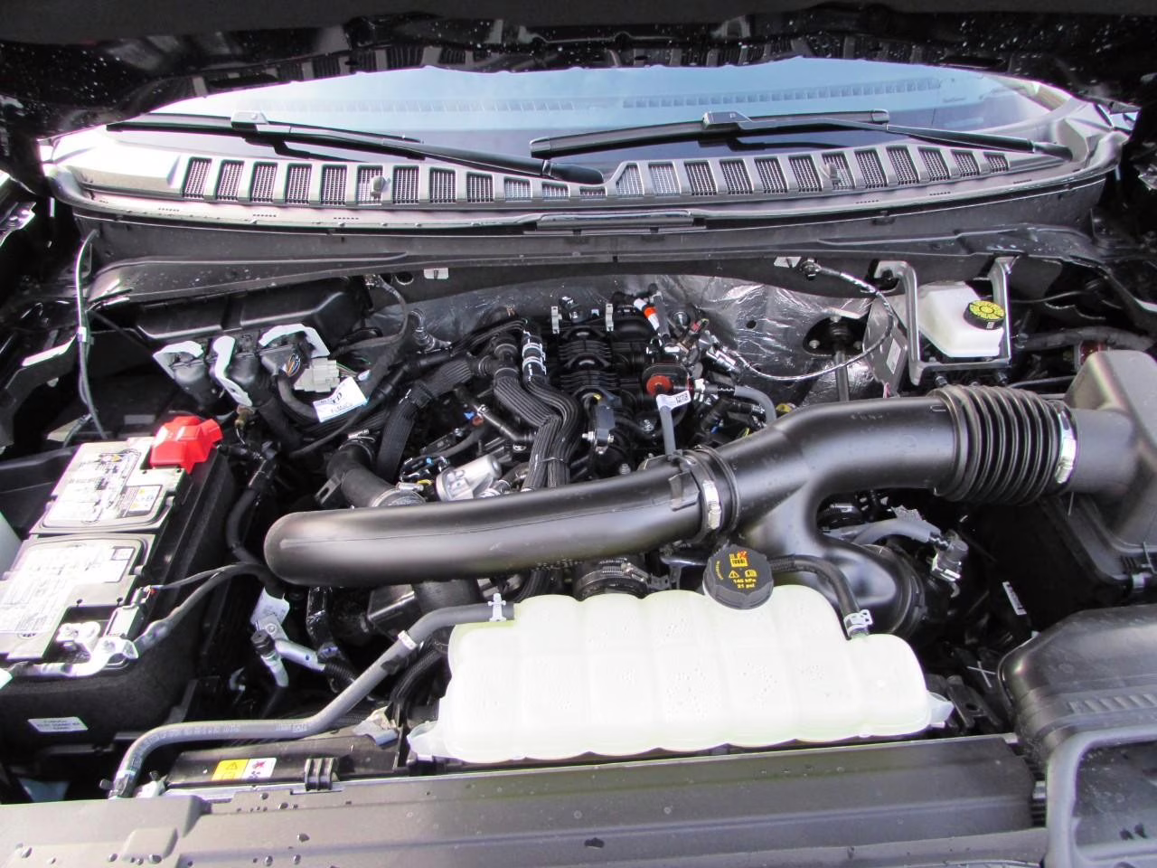 2025 Agate Black Metallic Ford Expedition Platinum 4X4 SUV