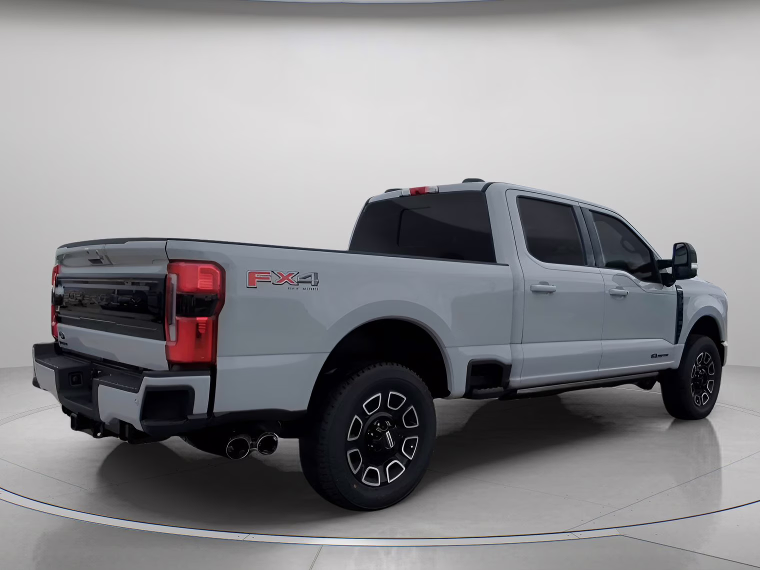 2026 Avalanche Ford Super Duty F-250 SRW Platinum Crew Cab Pickup 4X4 Truck