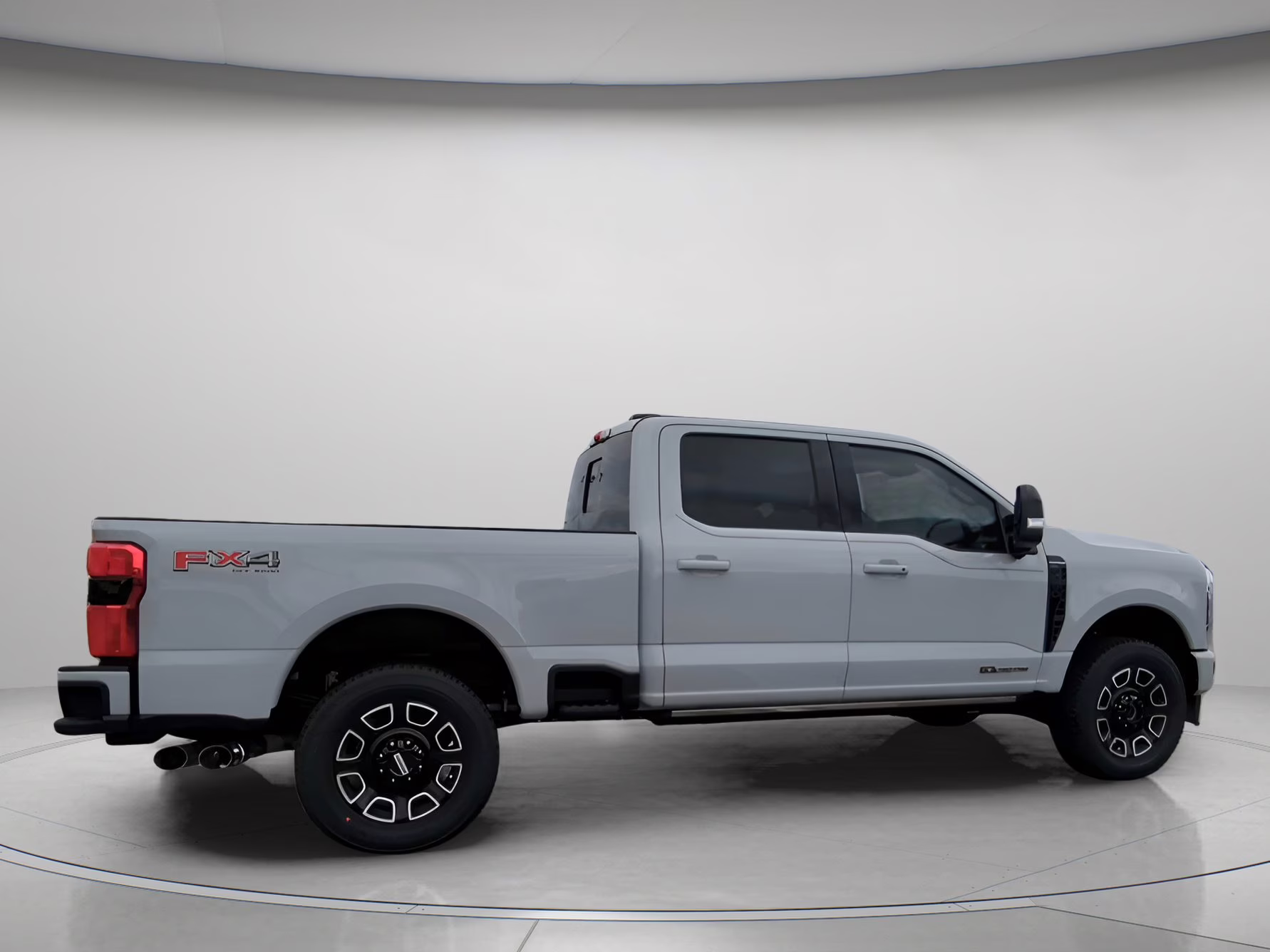 2026 Avalanche Ford Super Duty F-250 SRW Platinum Crew Cab Pickup 4X4 Truck