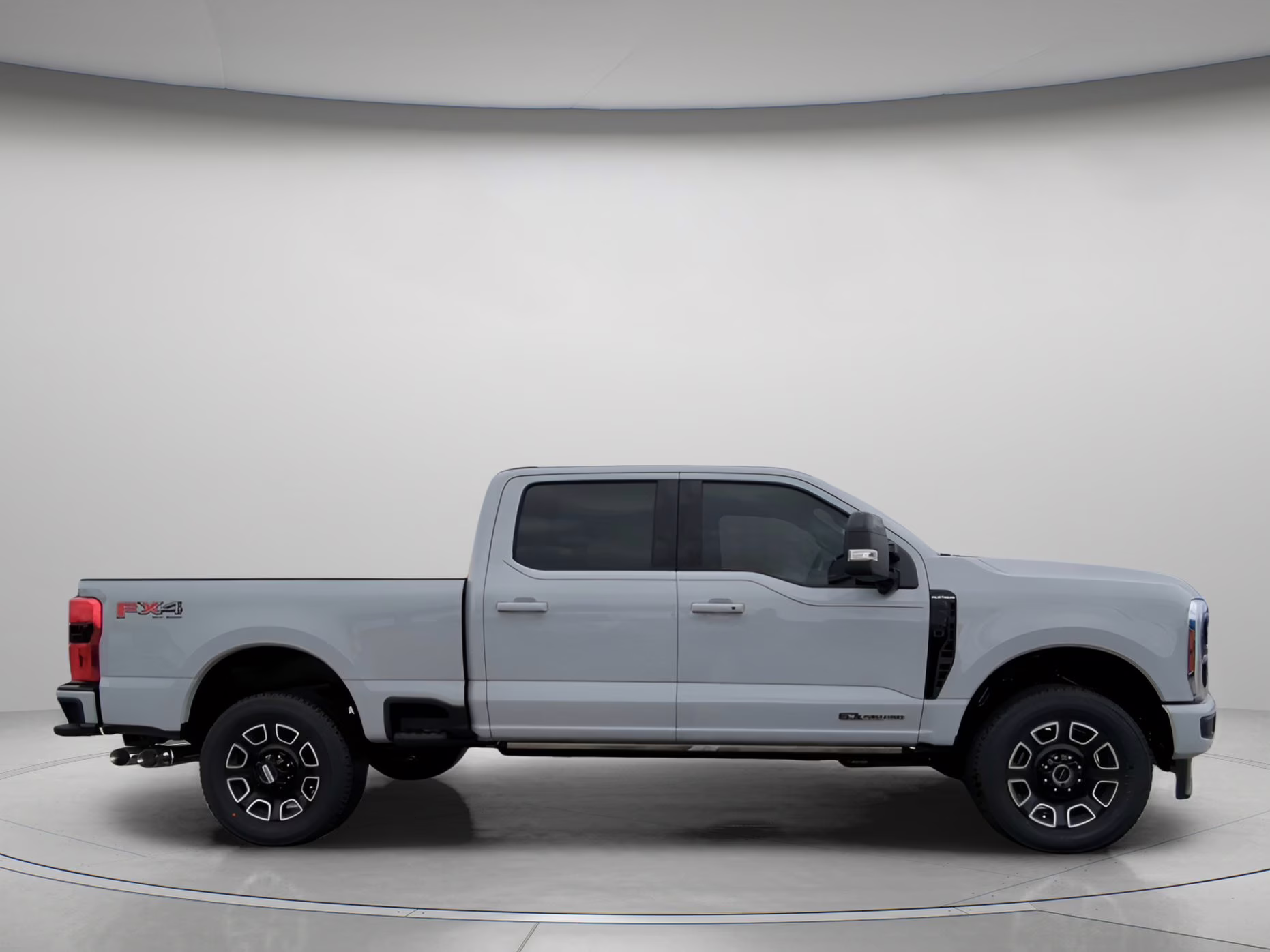 2026 Avalanche Ford Super Duty F-250 SRW Platinum Crew Cab Pickup 4X4 Truck